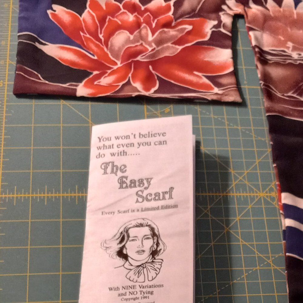 The Easy Scarf NWOT
